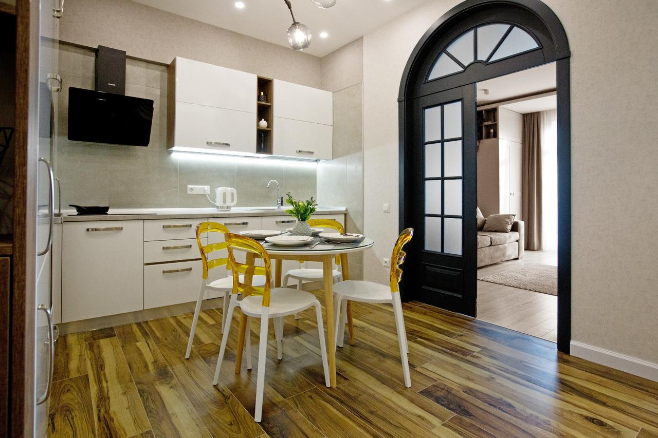Sunny Belle Apartments Odessa Ngoại thất bức ảnh